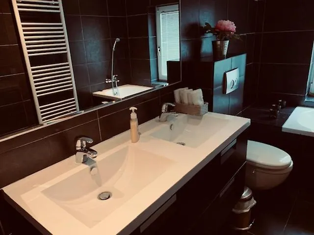 Chic Cocoon Guest House Saint-Gilles  Brussels