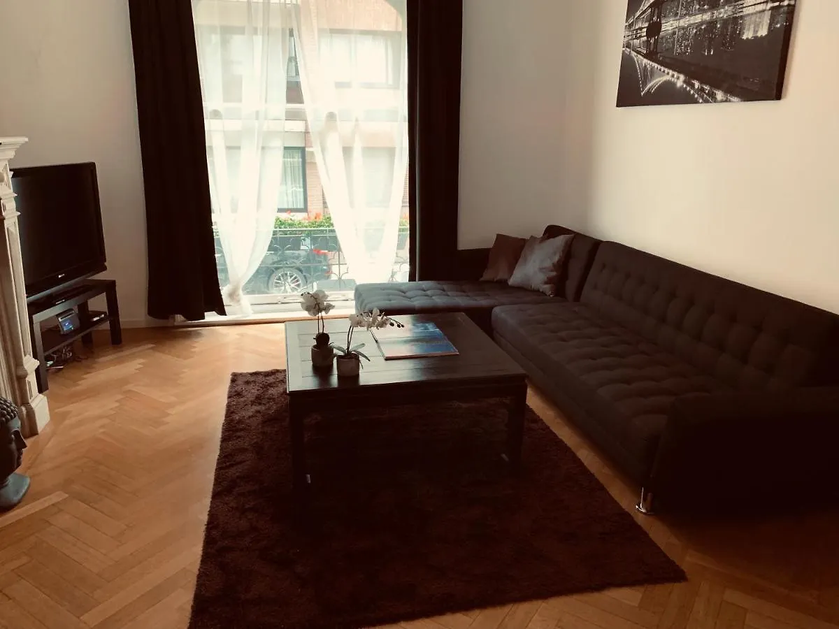 Chic Cocoon Guest House Saint-Gilles